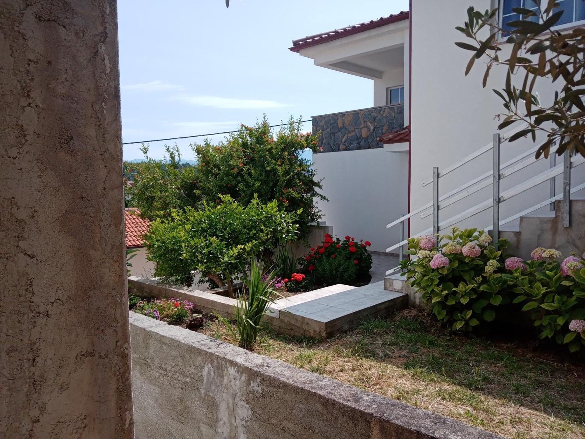 Apartments Marina Lopar Exterior photo